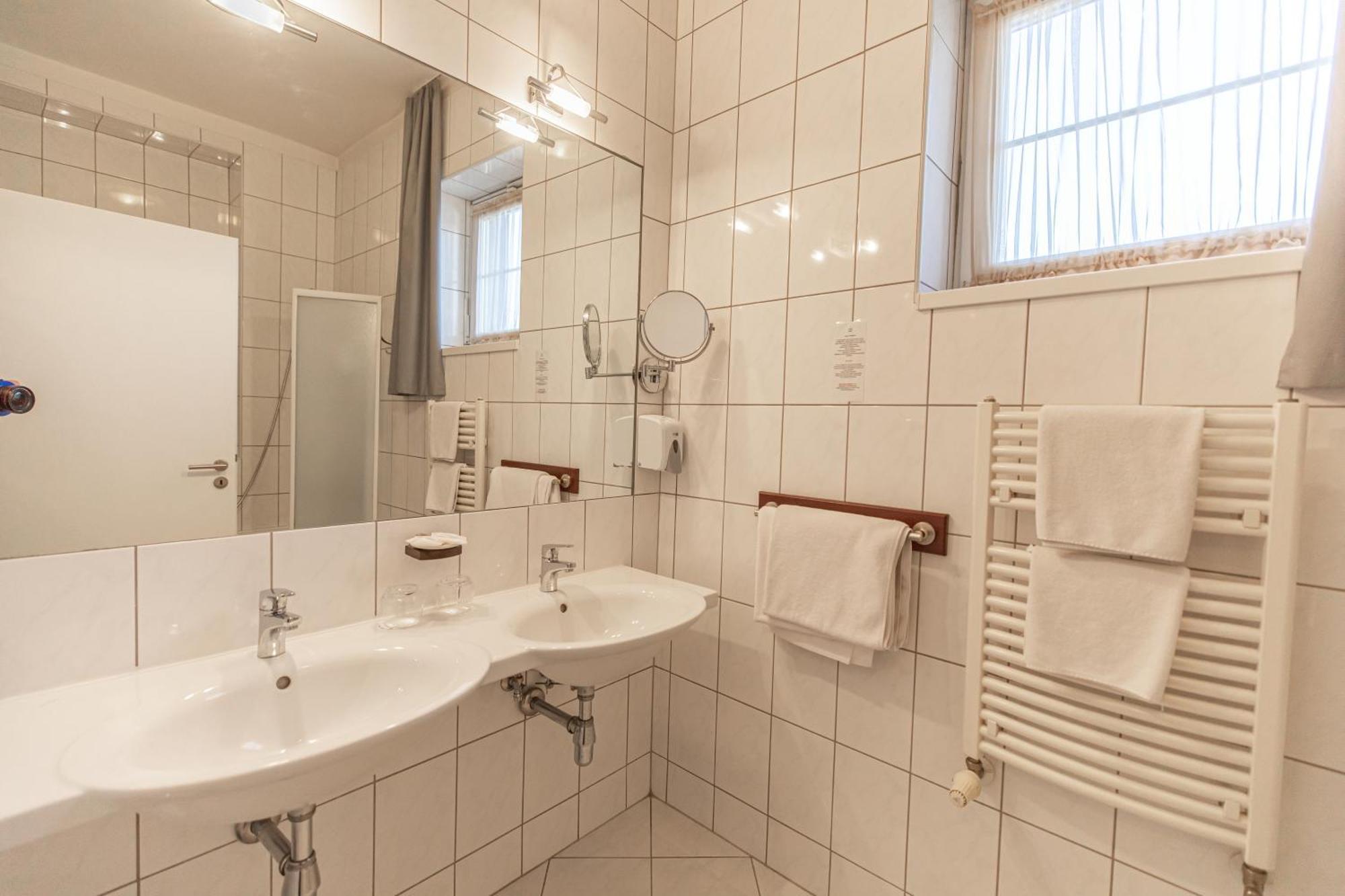 City Hotel Miszkolc Zewnętrze zdjęcie