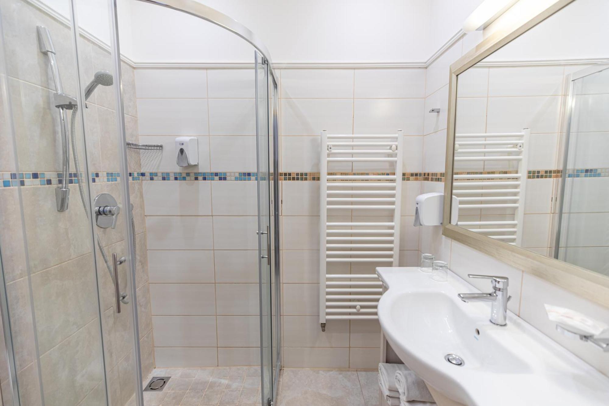 City Hotel Miszkolc Zewnętrze zdjęcie